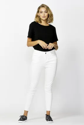 Betty Basics Linden Jean in White