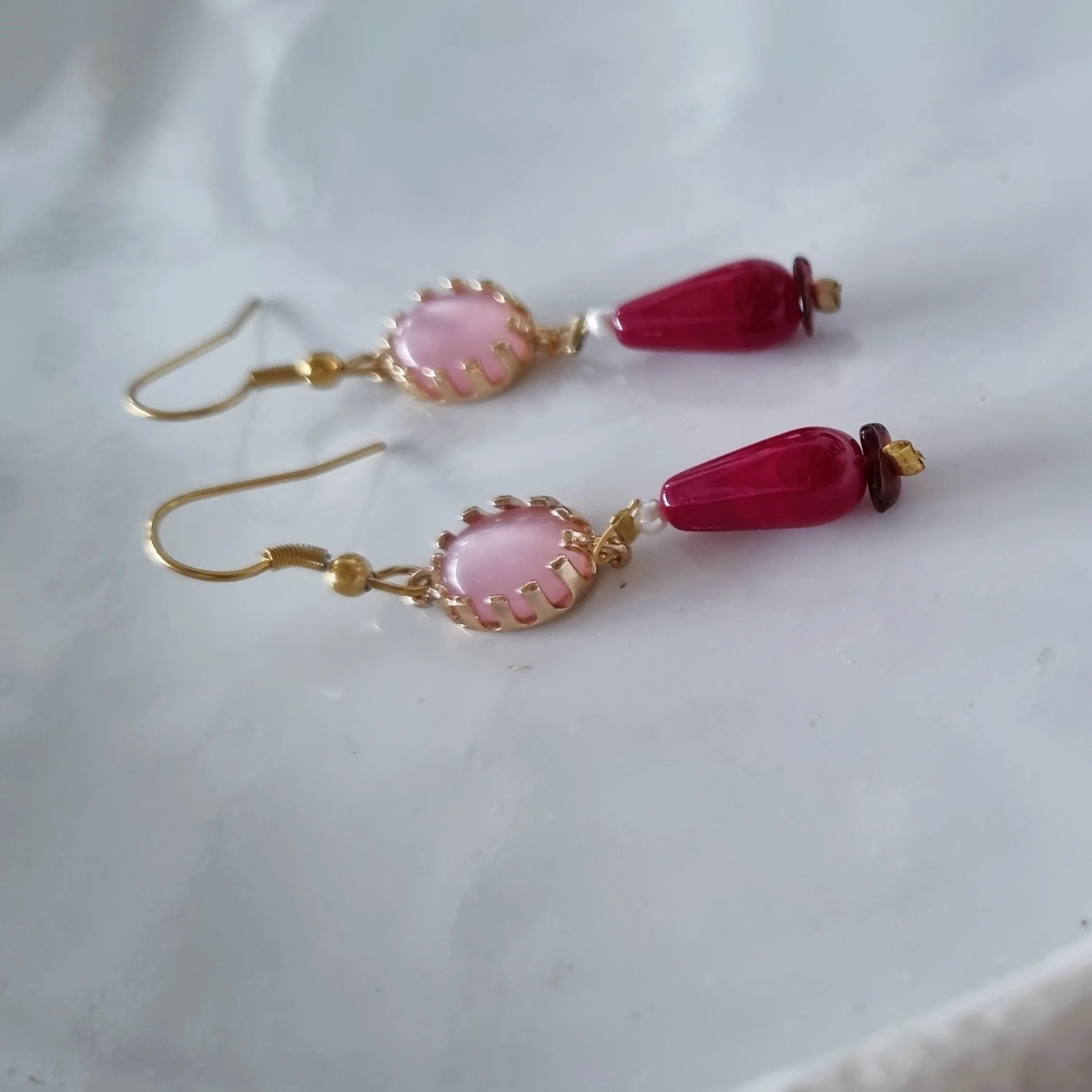 Cat's eye earrings - Pink