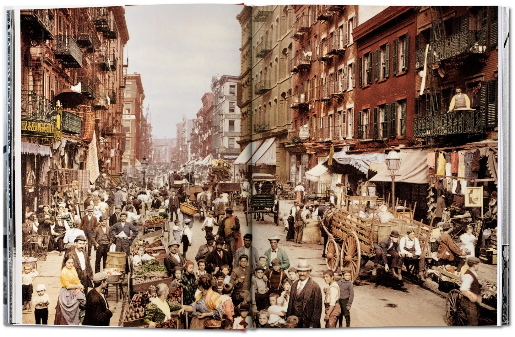 Taschen Books - New York. Portrait of a City